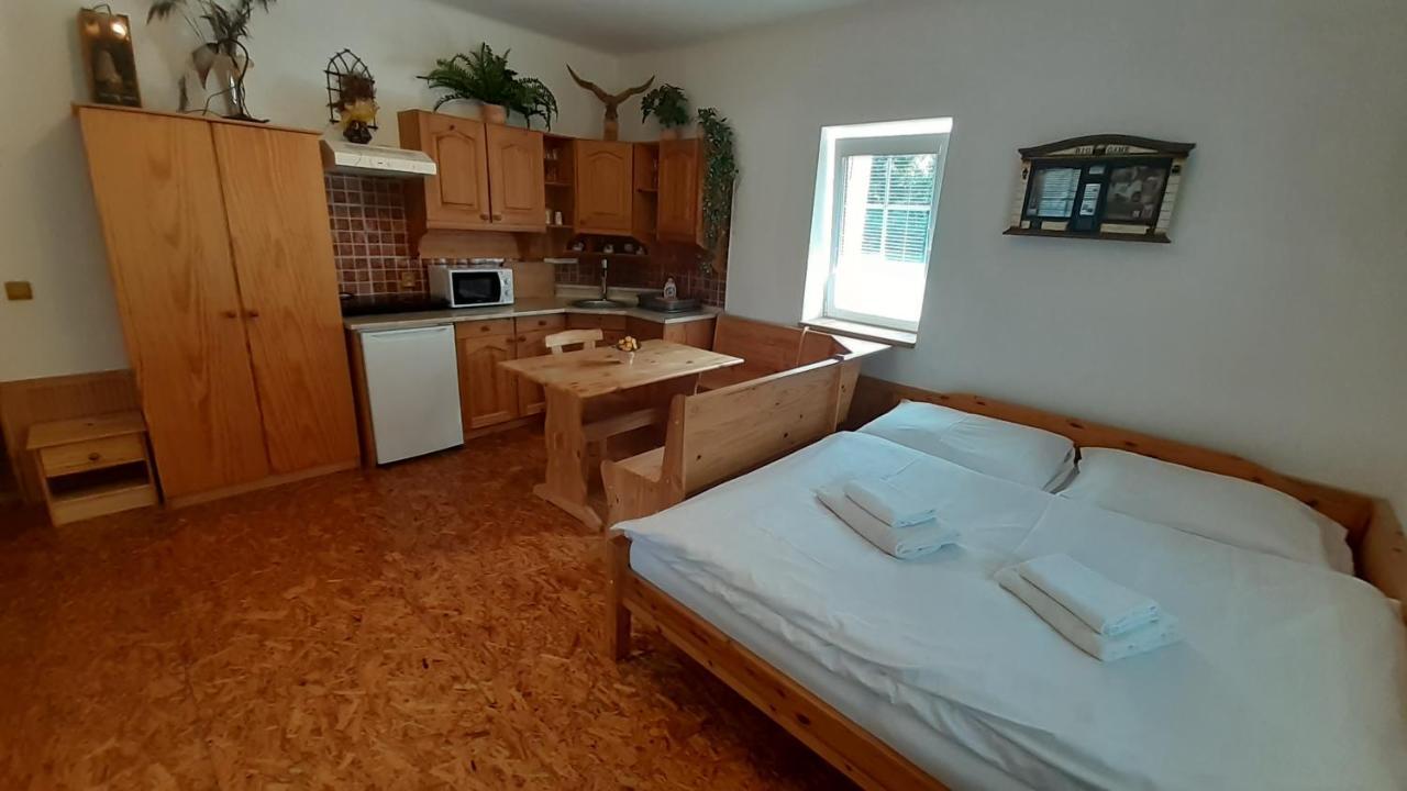Resort Chribska Apartmany Adri Экстерьер фото