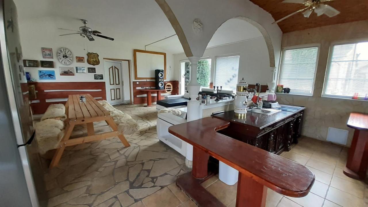 Resort Chribska Apartmany Adri Экстерьер фото