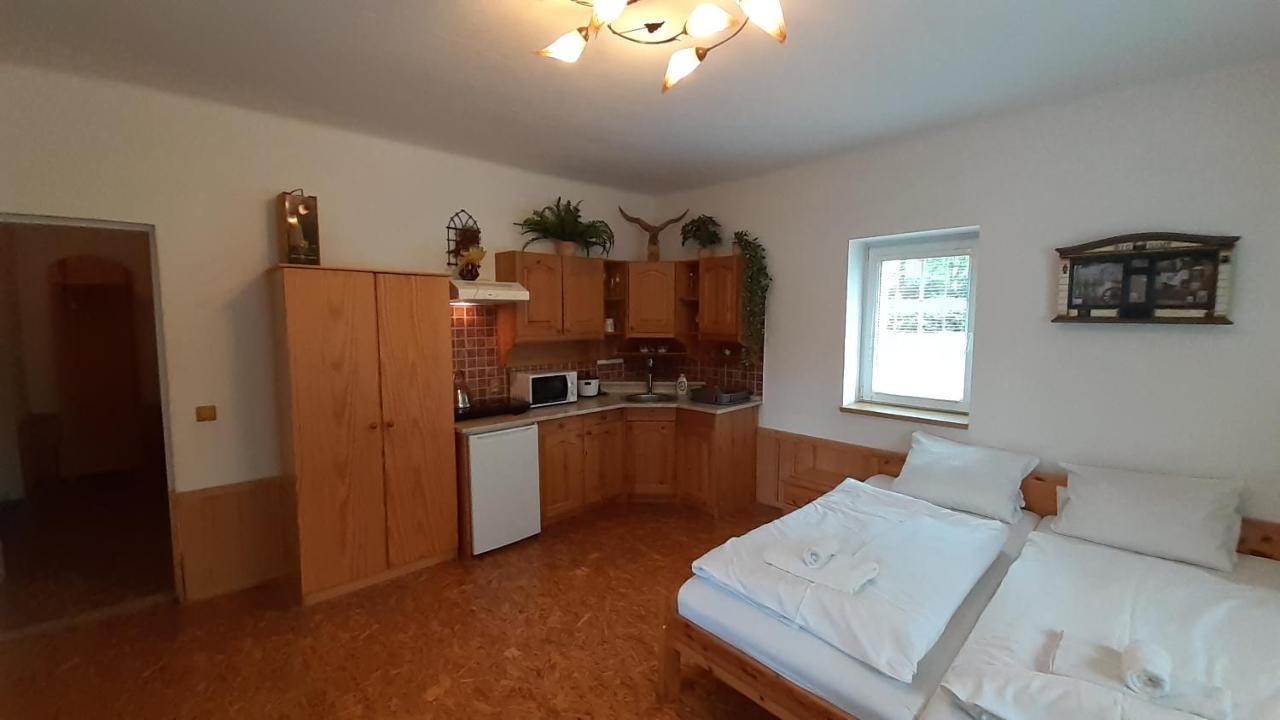 Resort Chribska Apartmany Adri Экстерьер фото