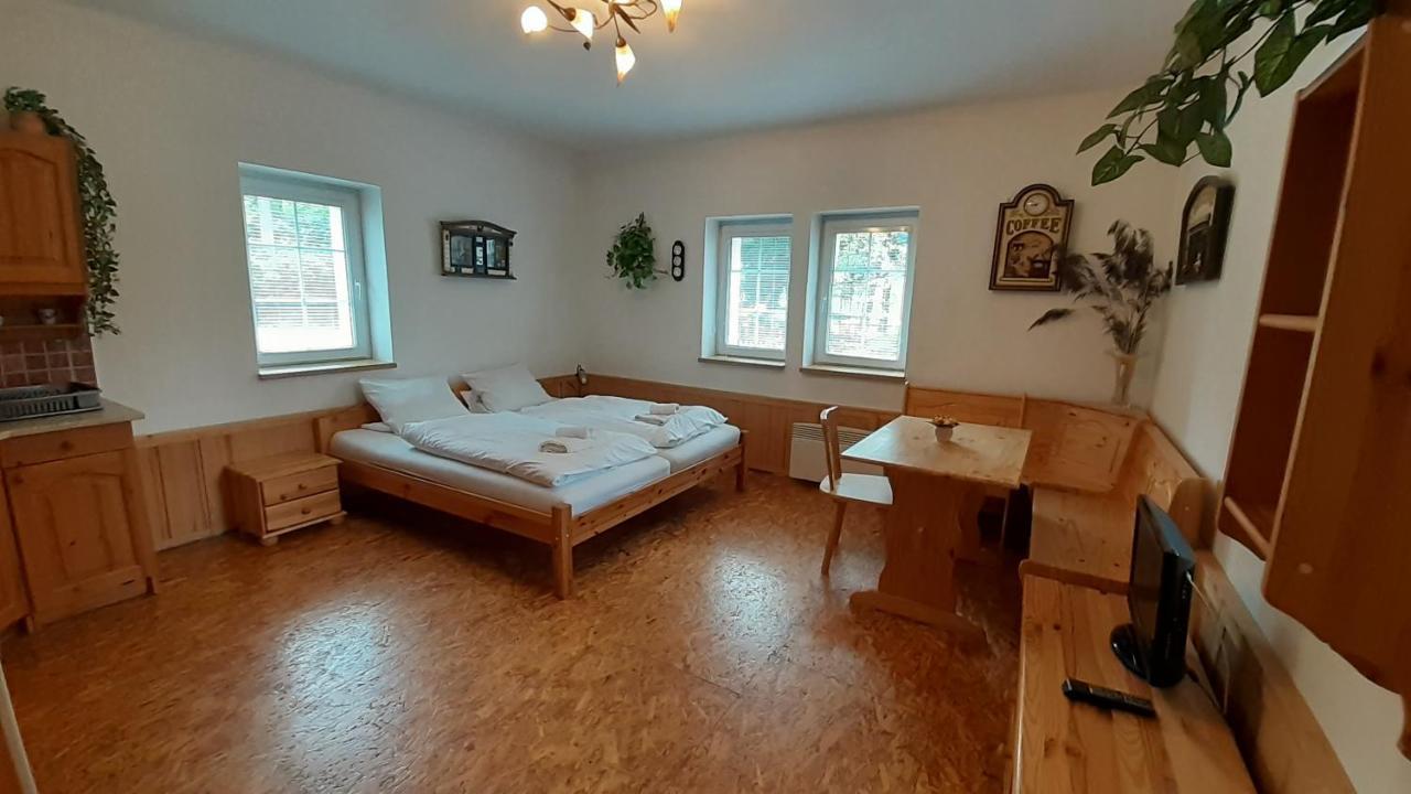 Resort Chribska Apartmany Adri Экстерьер фото